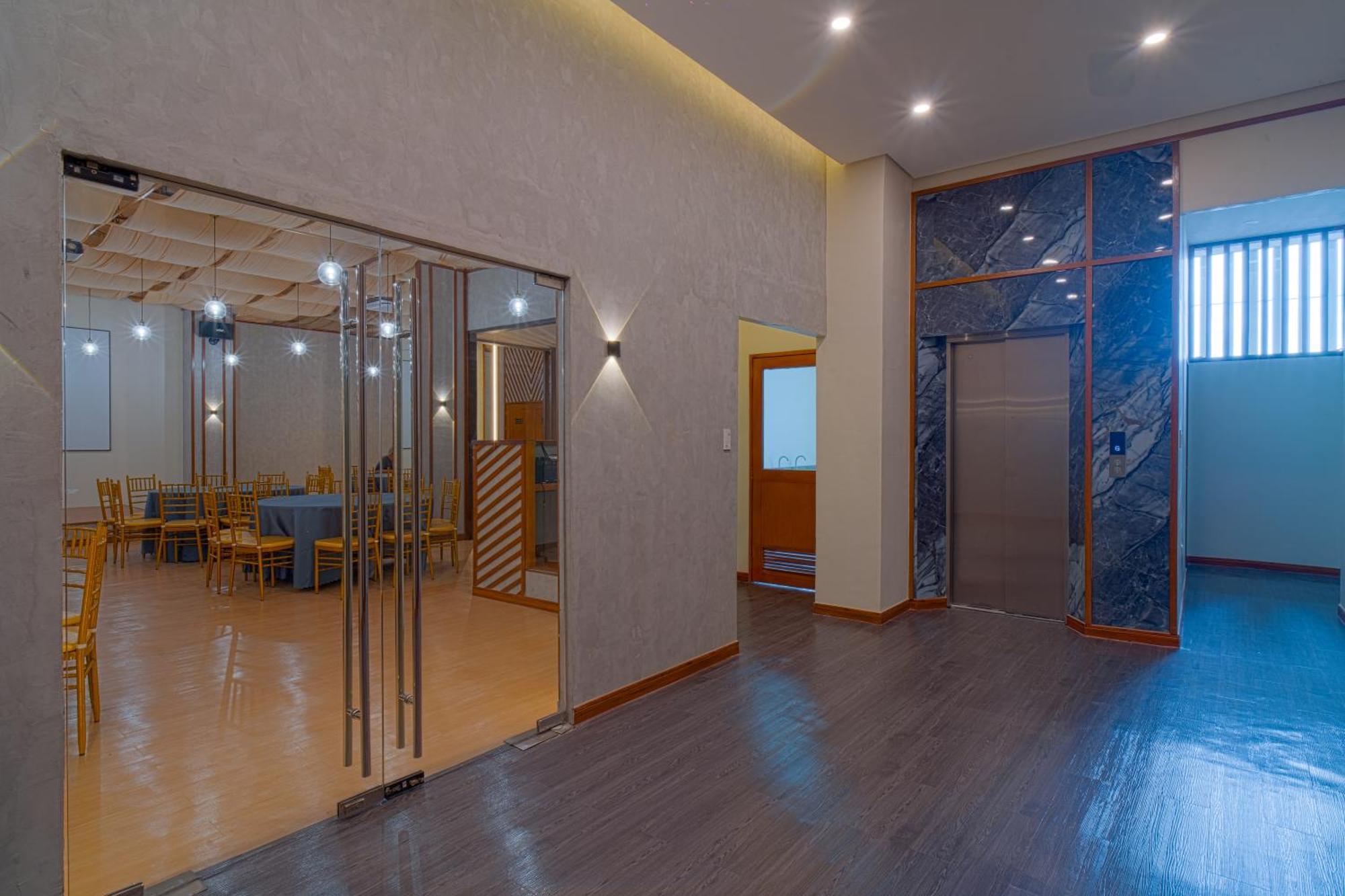 Myspace Hotel Comembo Taguig Exterior photo